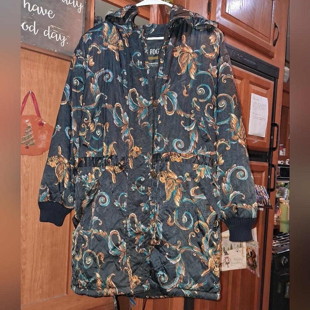 London Fog Floral Hooded Jacket with Drawstring Waist And Buttons In A Small